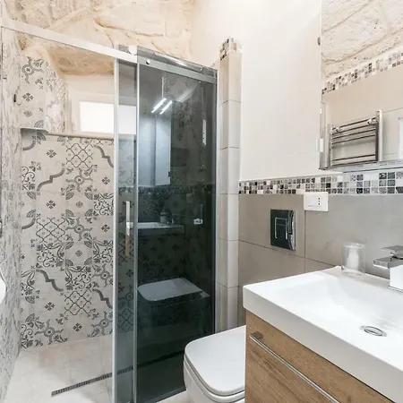 San Nicola Old Town Casatuabari